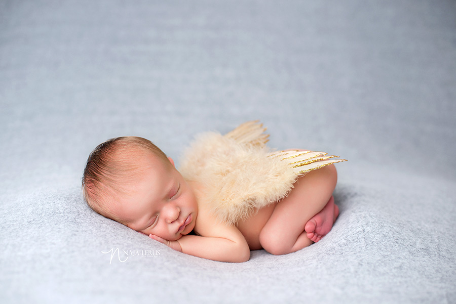 newborn baby in angel wings chicago photography