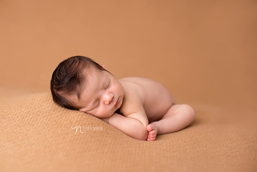 chicago-newborn-photos-12