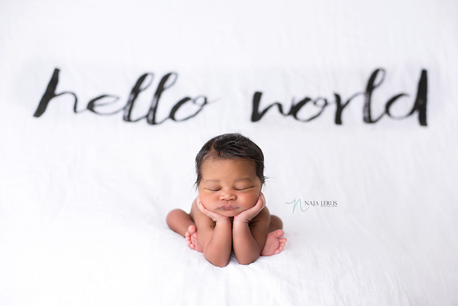 hello world swaddle blanket birth announcement picture chicago IL newborn photography
