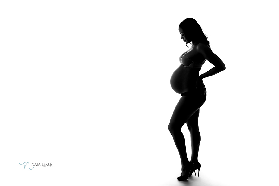 maternity silhouette photography chicago IL 