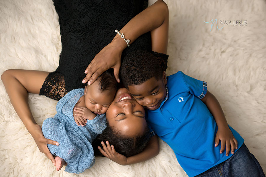 mother with children photography chicago posing newborn chicago mother baby son