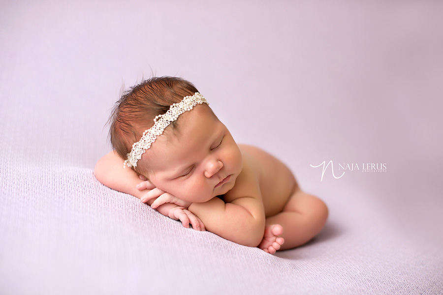 newborn headband girl posed chicago photography