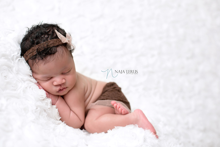 baby in skirt newborn chicago photography