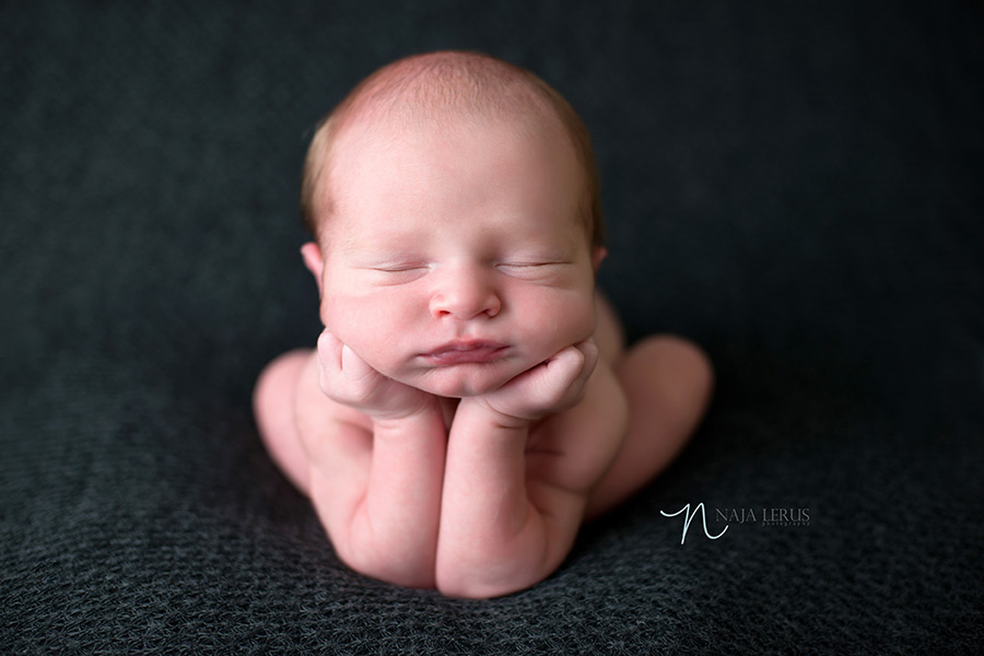 frog position froggy pose newborn photographs photographer chicago