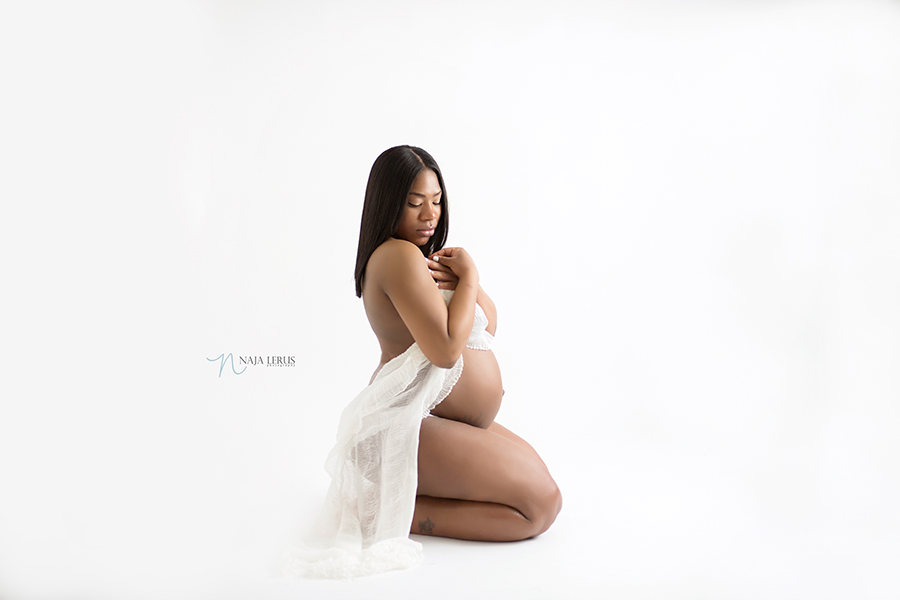 semi nude pregnancy photos chicago photographer