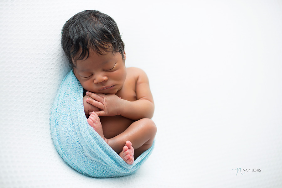 newborn posing chicago IL african american baby