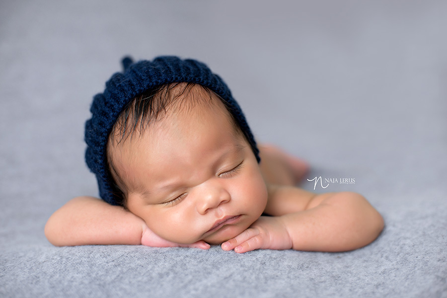 newborn bonnet for photos chicago