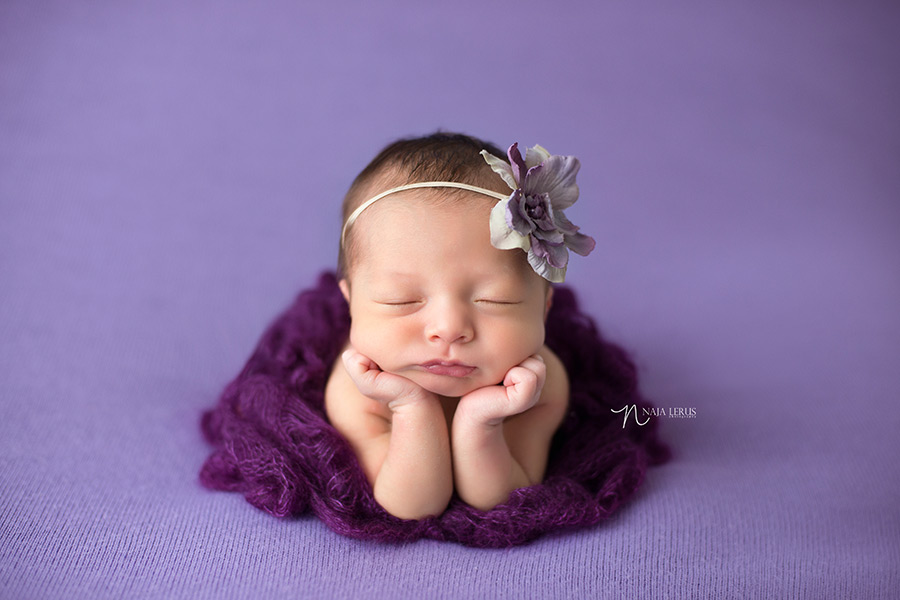 frog pose newborn chicago 