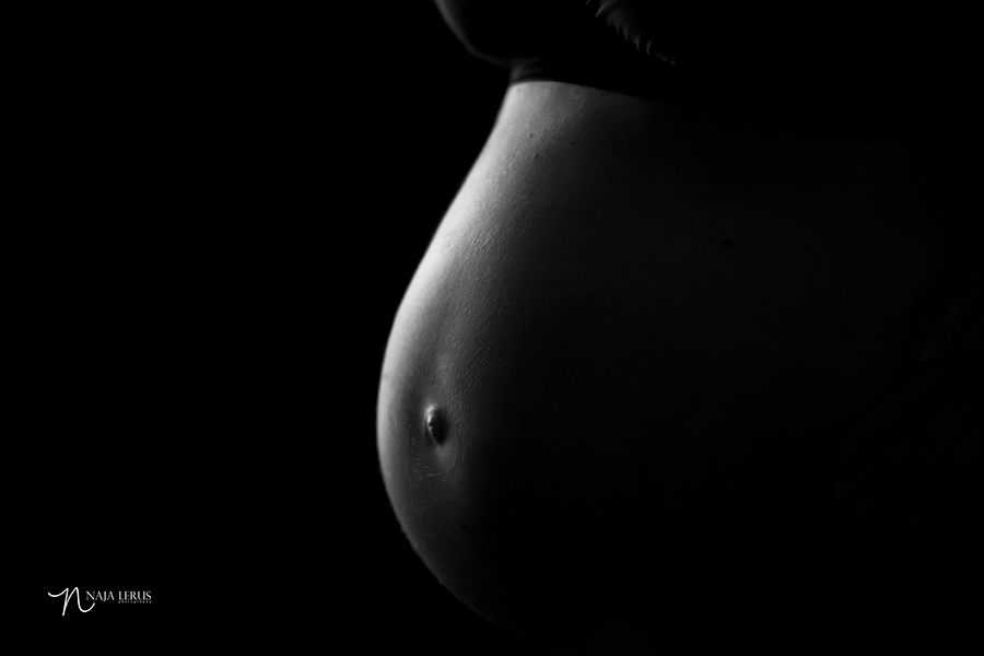silhouette photography pregnant belly chicago