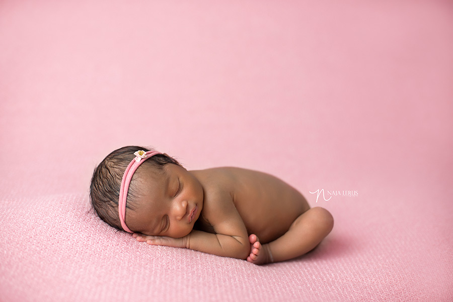 chicago-twin-newborn-photos-02