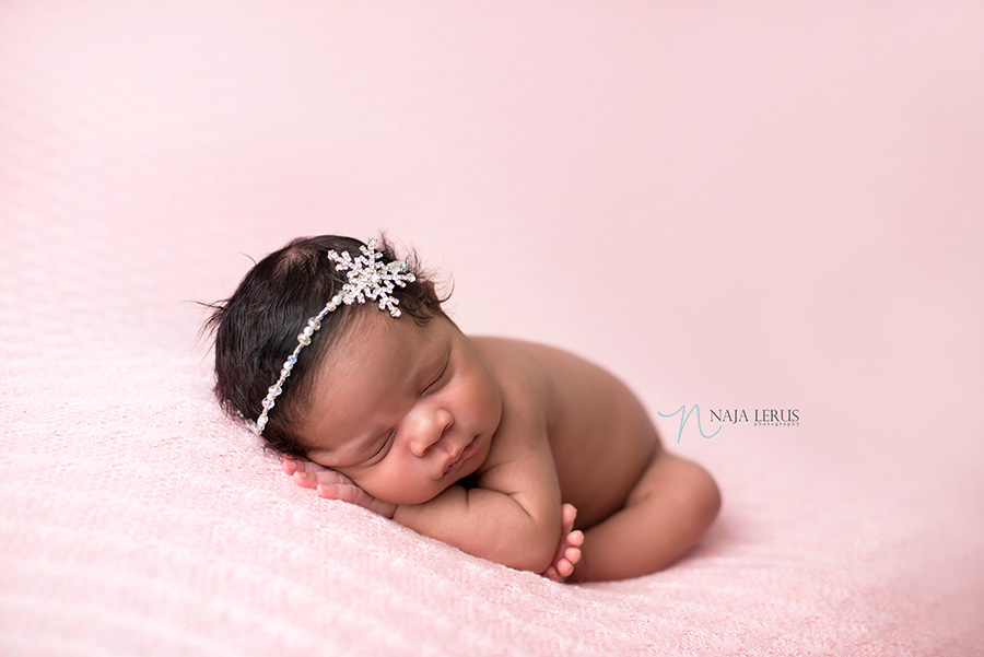 chicago-girl-newborn-photos-10