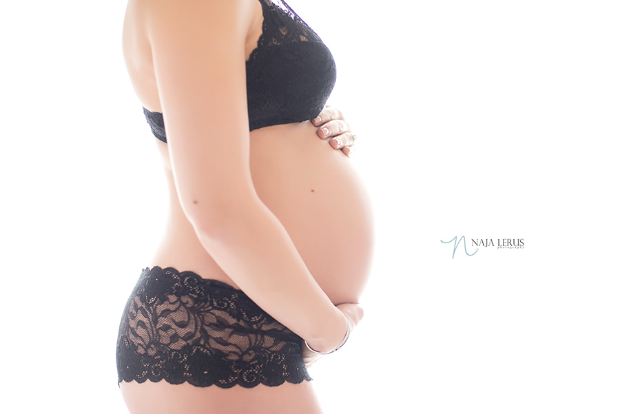 belly pregnancy photoshoot chicago IL